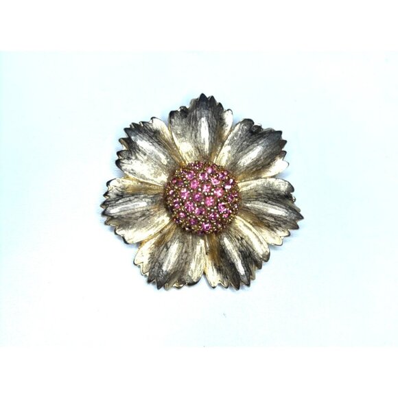 Vintage Gold-Toned Floral Brooch With Pink Rhinestones - Picture 1 of 9